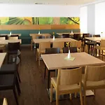 奥格斯堡中央火车站宜必思酒店