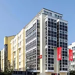Ibis Hauptbahnhof 2*