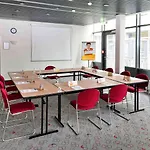 Hotel Ibis Hauptbahnhof 2*